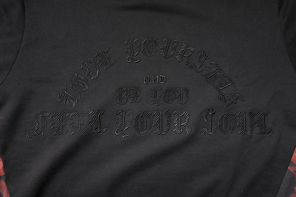 Dolce & gabbana pull noir en coton avec broderie sur le devant love yourself and be you feel your love