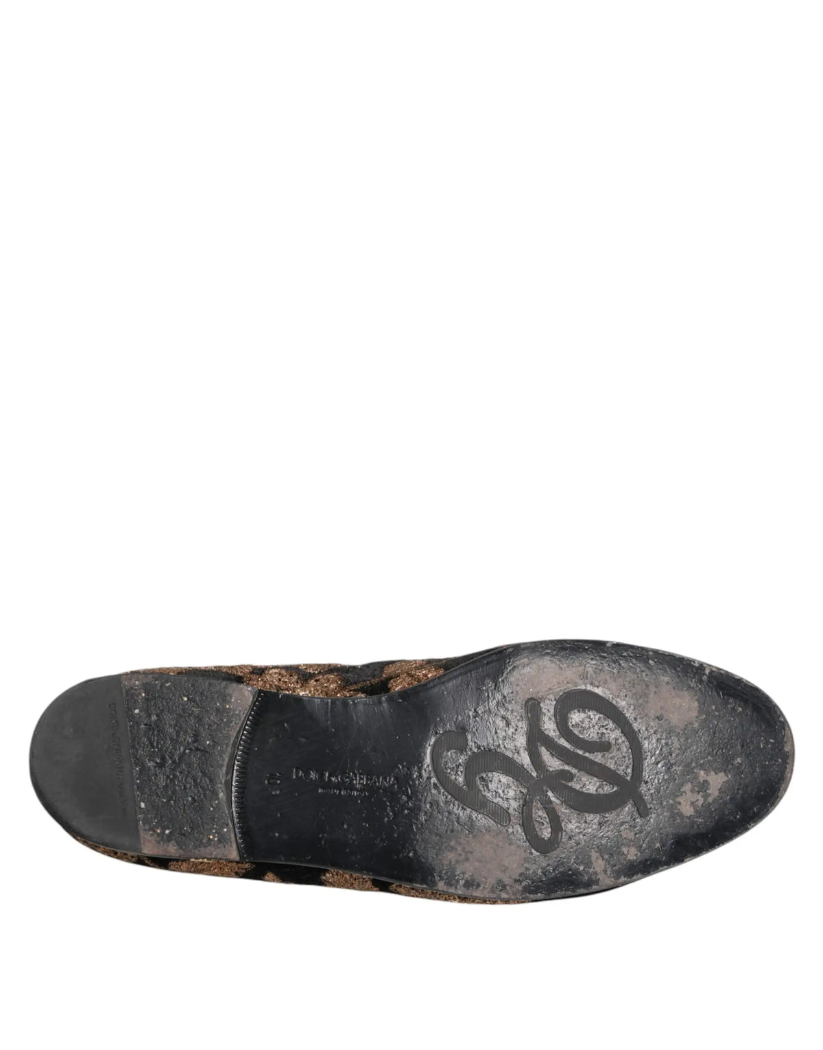 Vue arrière de mocassins homme dolce & gabbana noirs en cuir avec broderie florale et semelle usée embossée