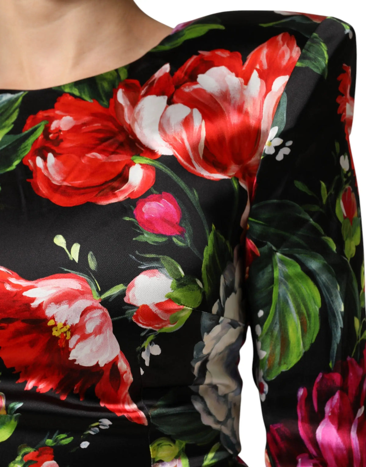 Robe moulante courte dolce & gabbana noire à imprimé floral vif avec fleurs rouges roses blanches et feuilles vertes