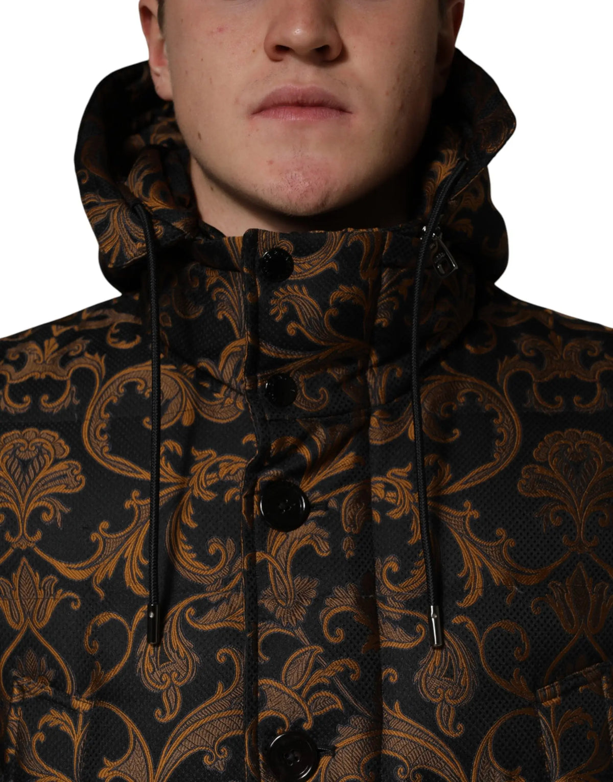 Dolce & gabbana veste matelassée à capuche en jacquard floral noir et or avec motif orné