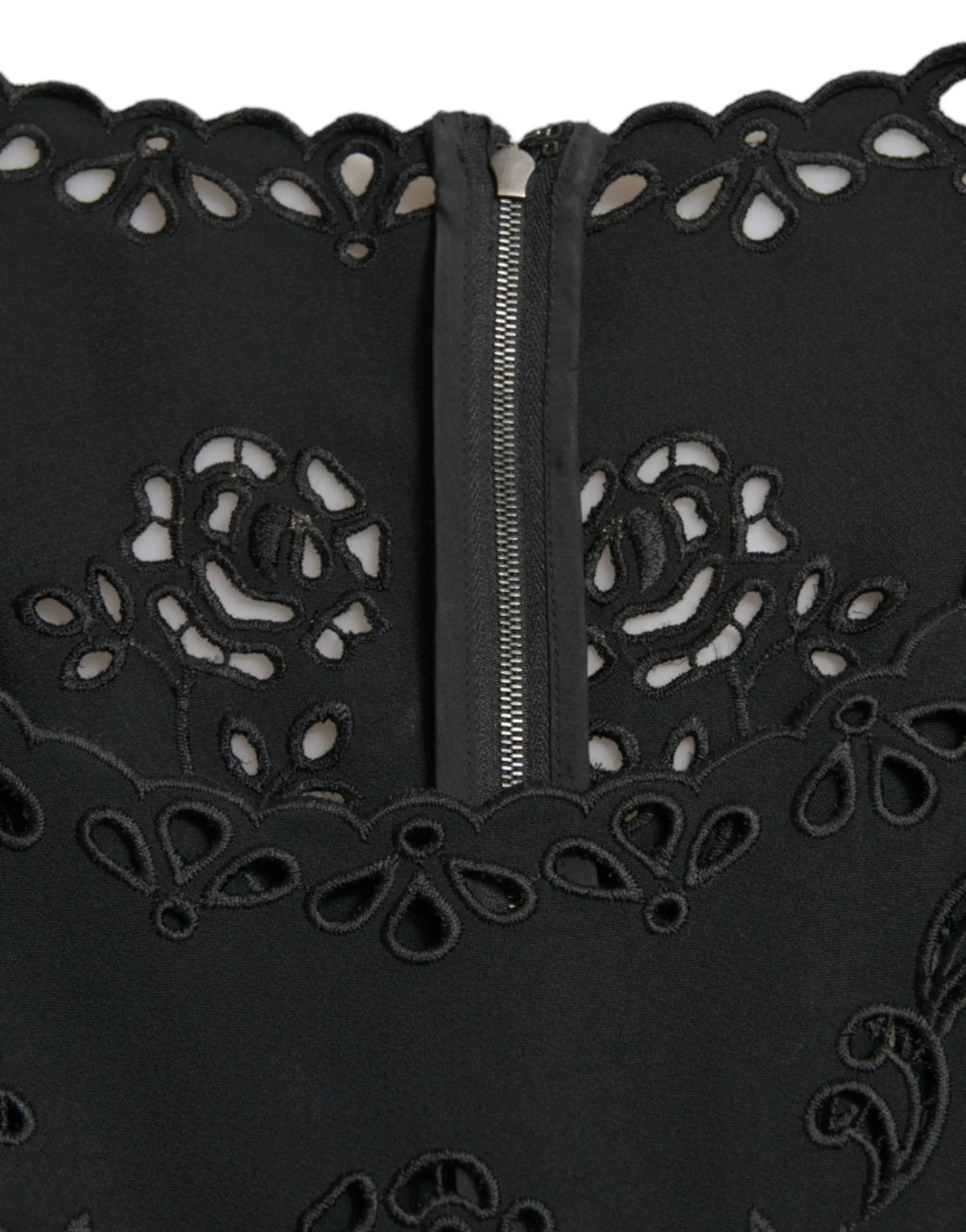 Robe midi moulante en viscose noire dolce gabbana avec broderie florale délicate et fermeture éclair centrale