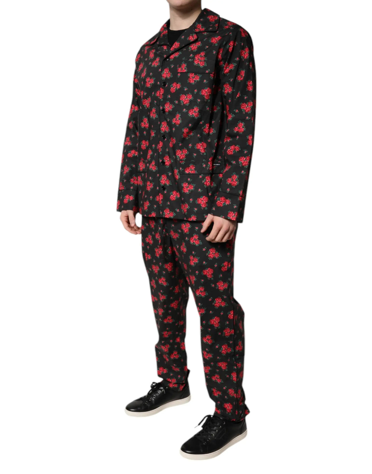 Ensemble de pyjama homme dolce gabbana en coton noir avec motif floral rouge vif manches longues et pantalon assorti