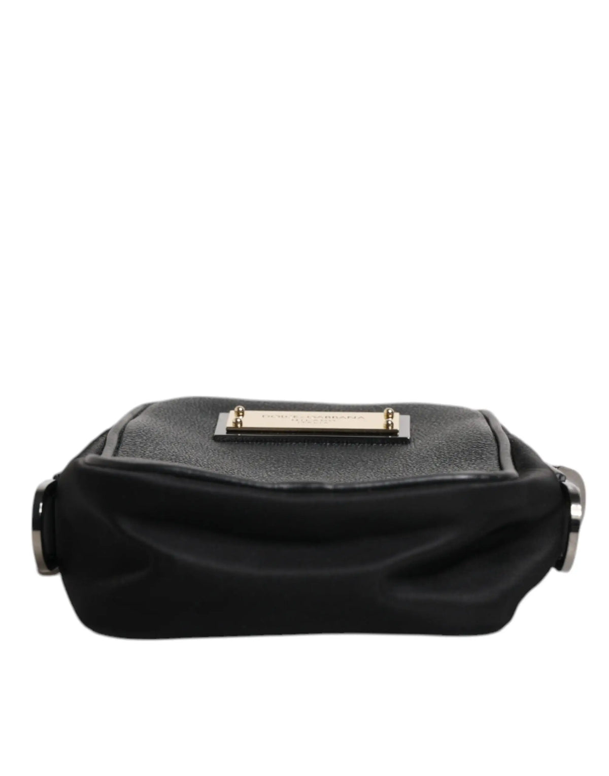 Sac ceinture noir en cuir grainé dolce gabana avec plaque logo dorée et quincaillerie argentée