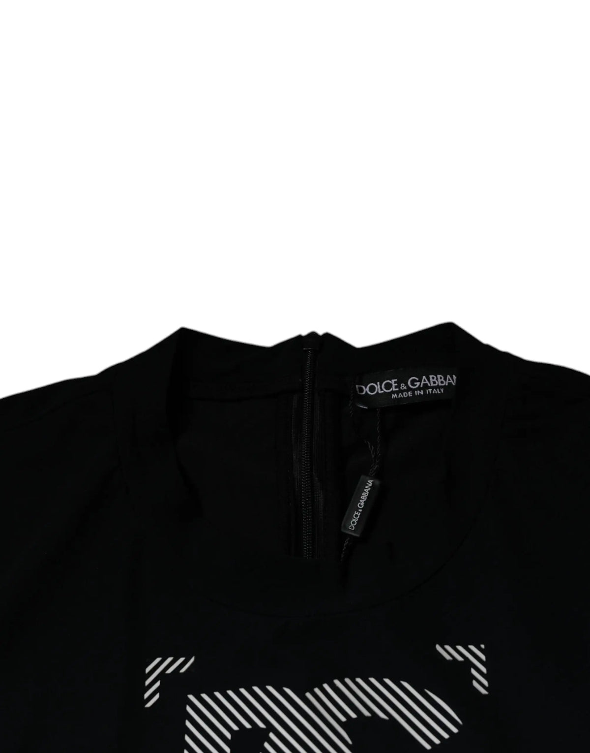 Dolce & Gabbana t-shirt en nylon noir avec col demi-zip et graphique rayure diagonale blanche audacieuse