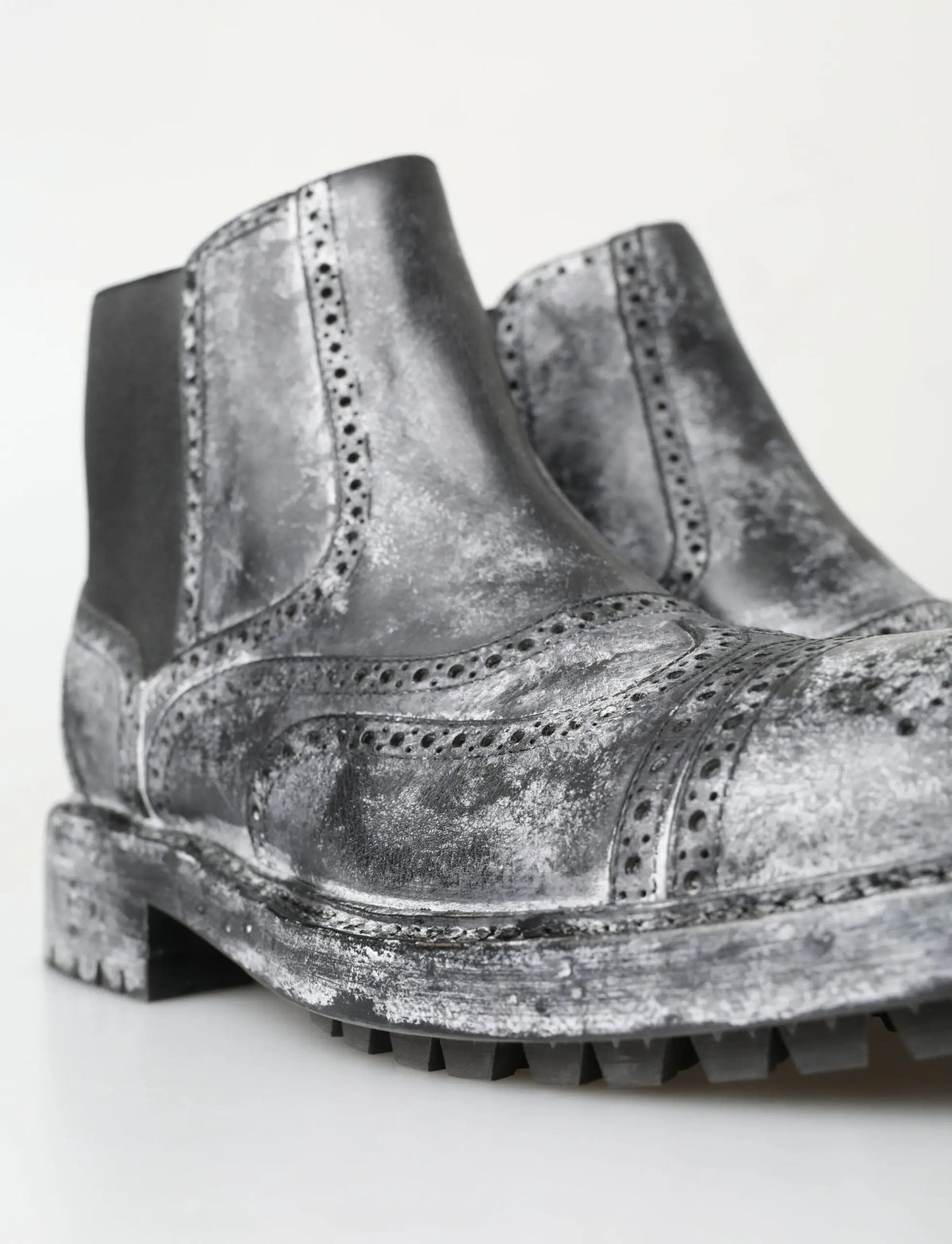Bottes chelsea en cuir gris argenté avec effet vieilli et semelles en caoutchouc robuste dolce gabbana