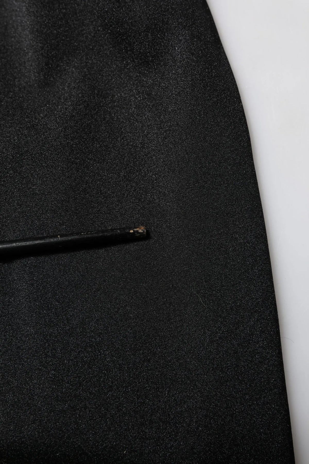 Legging slim taille haute noir en satin doux avec léger éclat signé Dolce & Gabbana