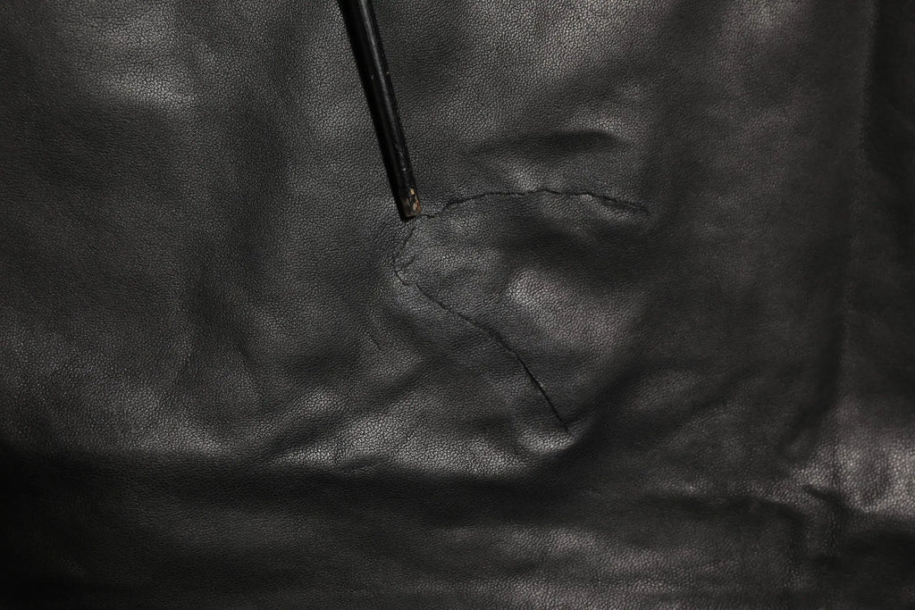 Dolce & gabbana pantalon homme en cuir dagneau noir avec couture visible et texture légère