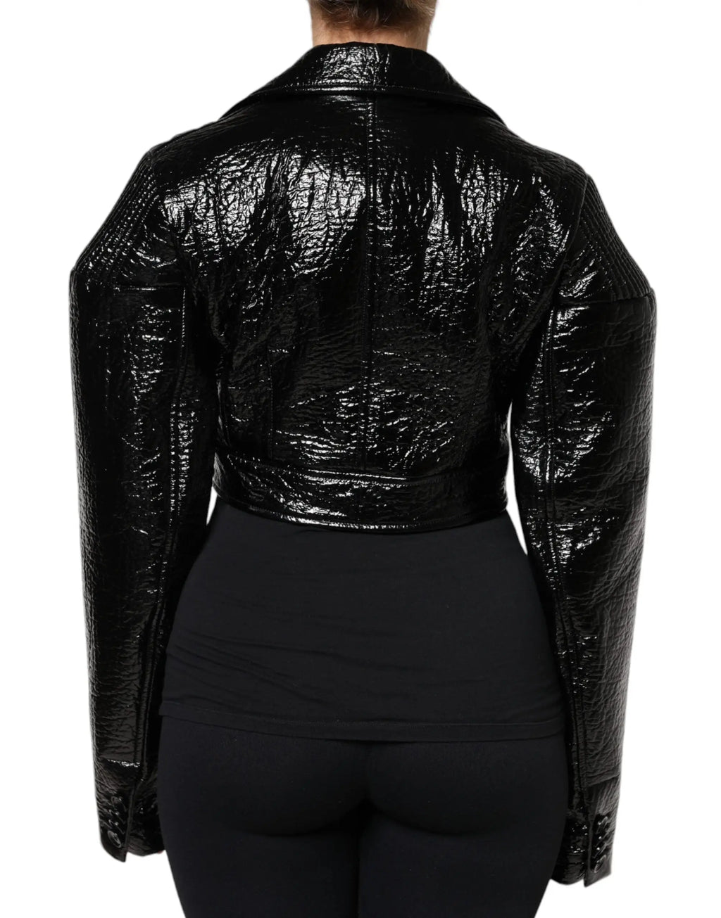 Dolce & gabbana veste courte noire en cuir synthétique brillant avec surface texturée froissée et épaules structurées