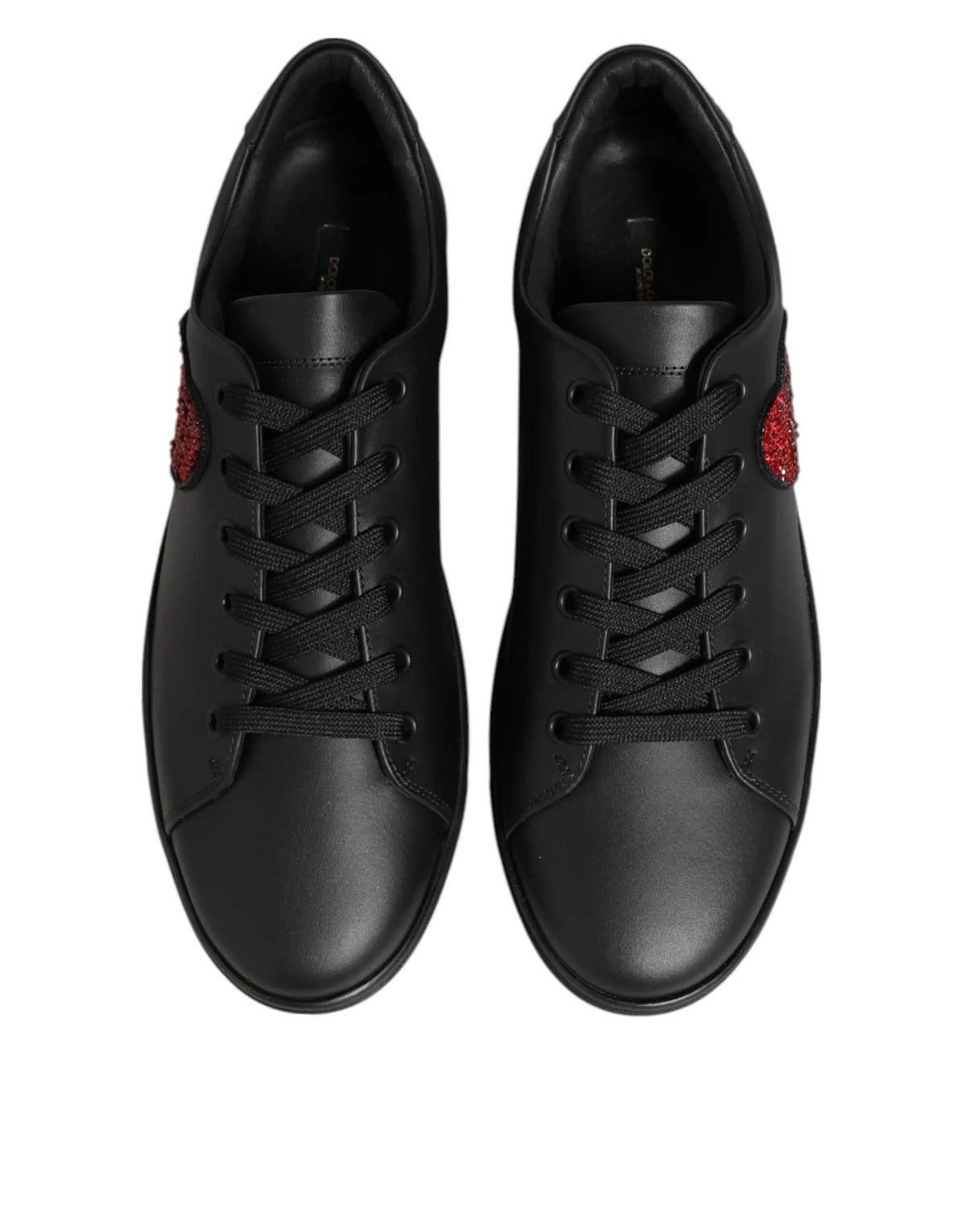 Baskets dolce & gabbana en cuir noir avec patchs en forme de coeur rouge pailleté sur les côtés