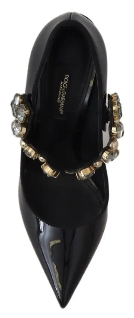Dolce & gabbana mary jane pumps noir en cuir verni avec bout pointu et ornements dorés en cristal sur la bride