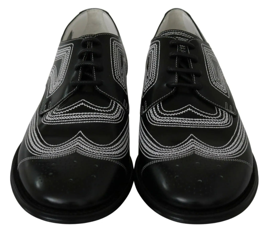 Dolce & gabbana derby noir en cuir avec broderies blanches pour chaussures formelles en dentelle