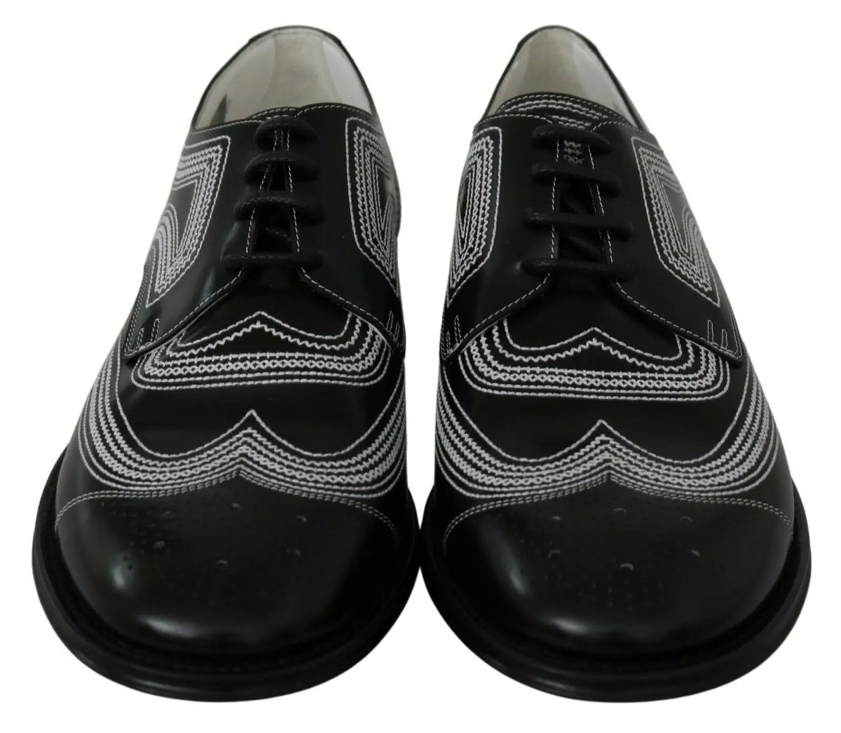Dolce & gabbana derby noir en cuir avec broderies blanches pour chaussures formelles en dentelle