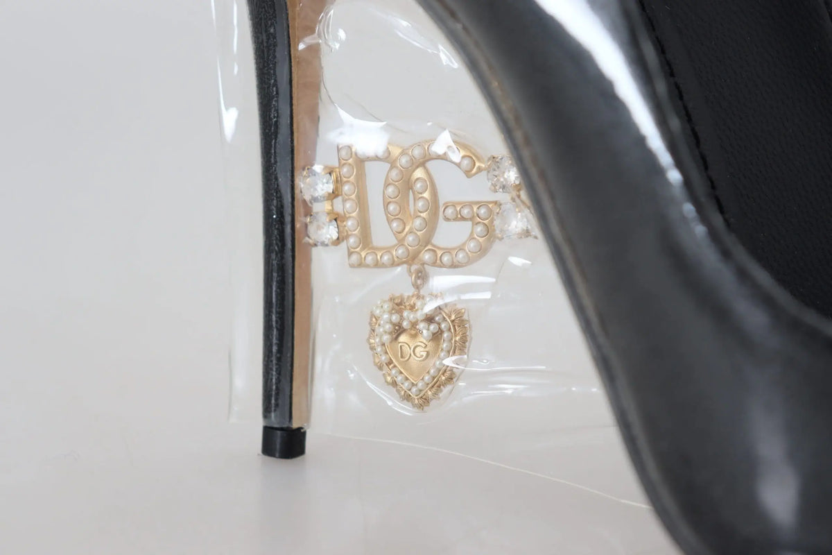 Dolce & gabbana escarpins en cuir noir avec talons hauts en plastique transparent et logo dg doré avec pendentif cœur