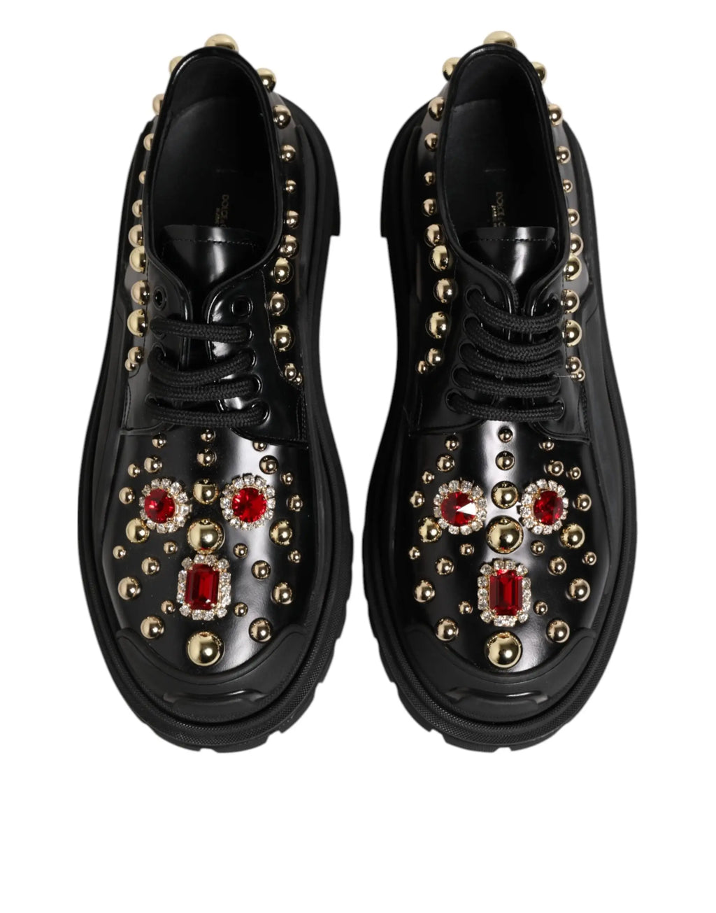 Dolce & gabbana derby en cuir noir avec clous dorés et cristaux rouges en forme de chaussure d’oxford vernies
