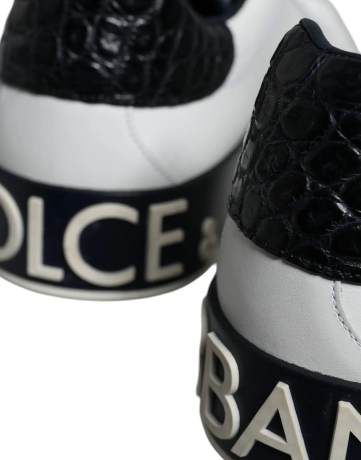 Baskets dolce & gabbana portofino noires et blanches en cuir embossé crocodile avec logo visible