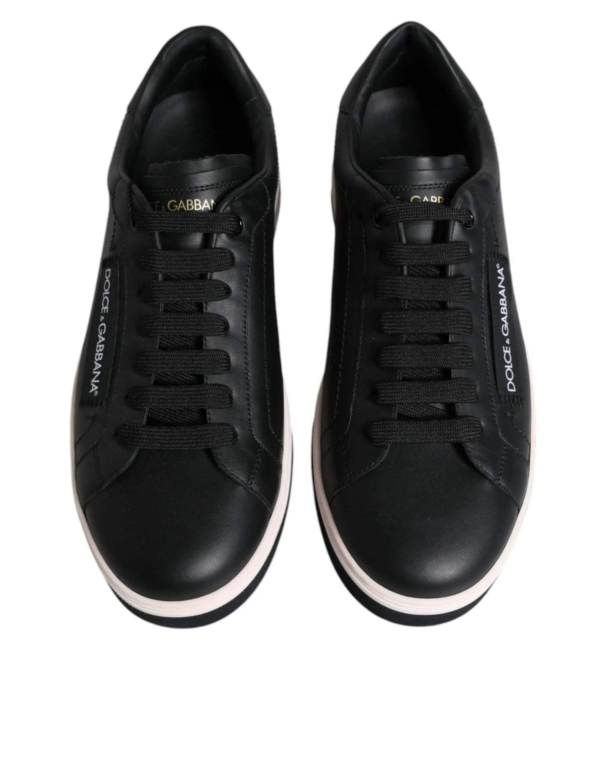 Baskets homme dolce et gabbana en cuir noir avec semelles blanches en caoutchouc et lacets noirs assortis