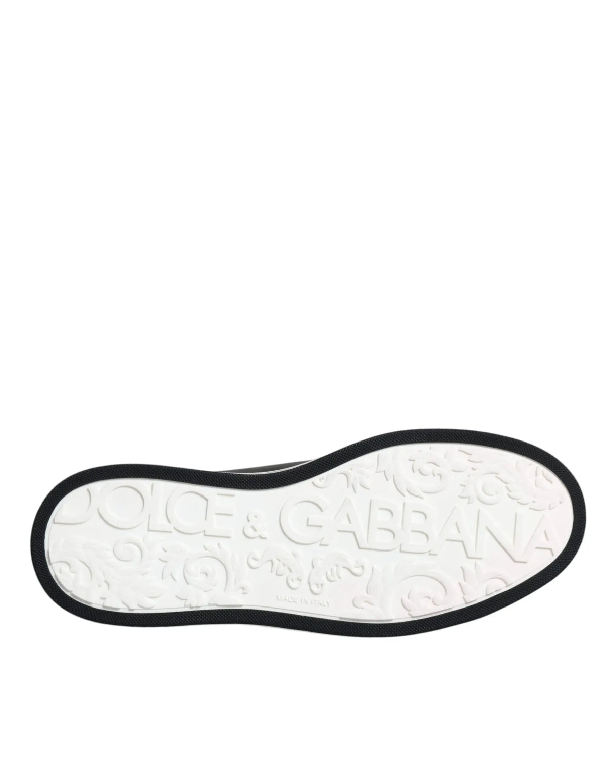 Semelle en caoutchouc blanche avec bordure noire et logo embossé dolce gabbana sur baskets basses en cuir noir homme