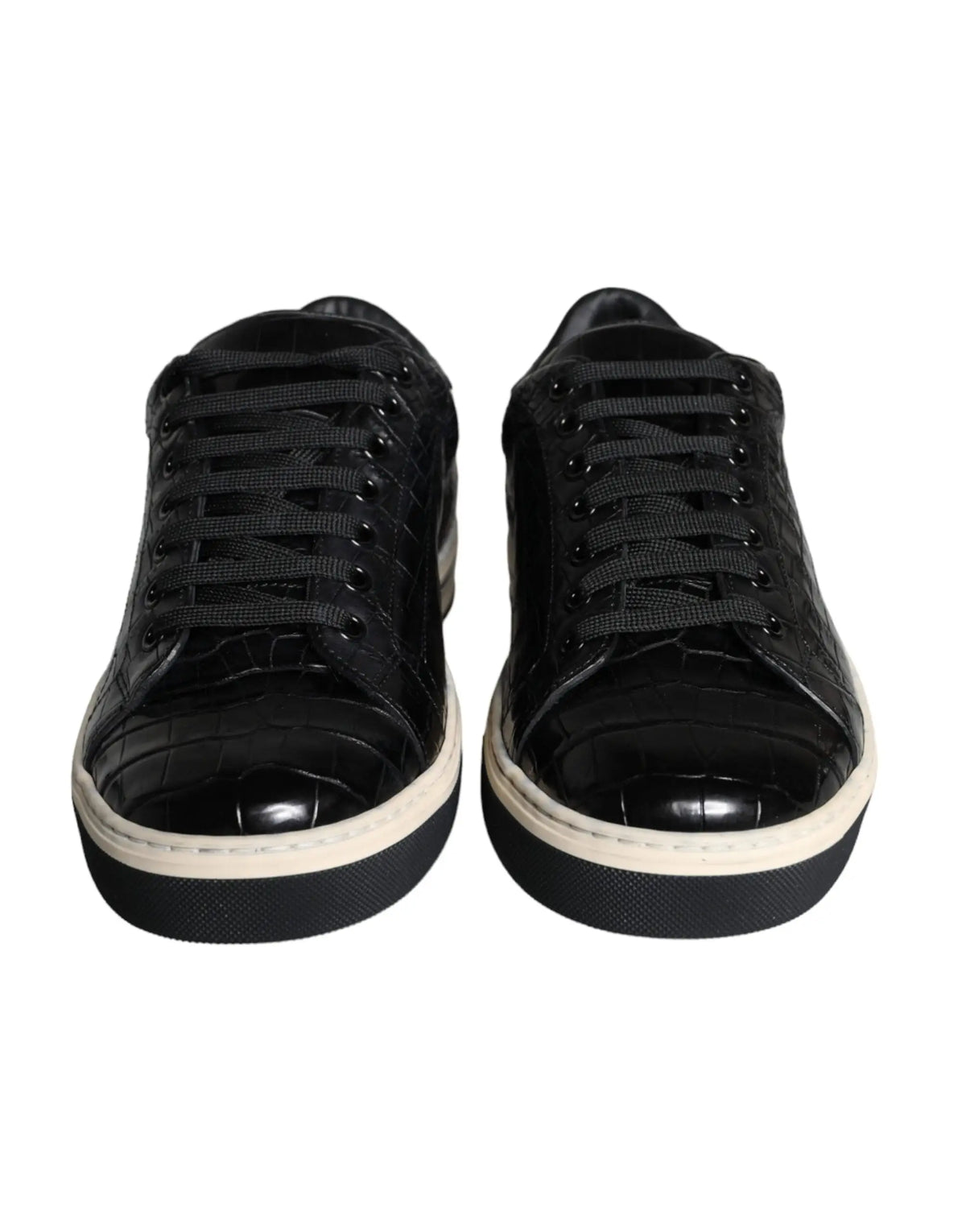 Baskets basses pour homme dolce & gabbana en cuir noir embossé crocodile avec semelle blanche en caoutchouc et lacets noirs