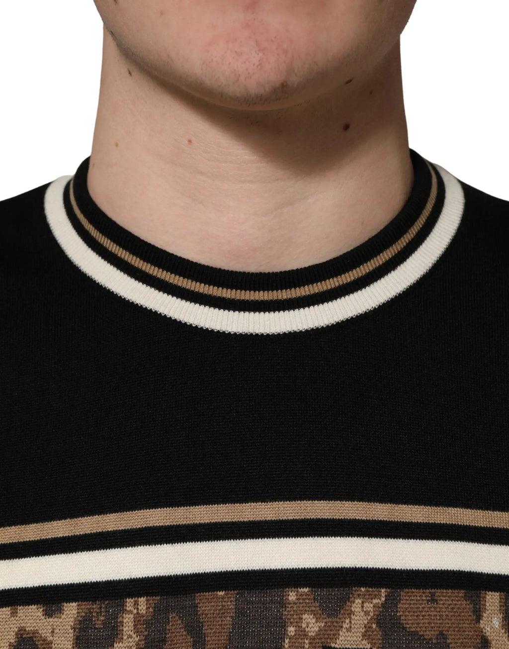 Dolce & gabbana pull homme en laine noir avec col rond côtelé rayé et motif camouflage poitrine