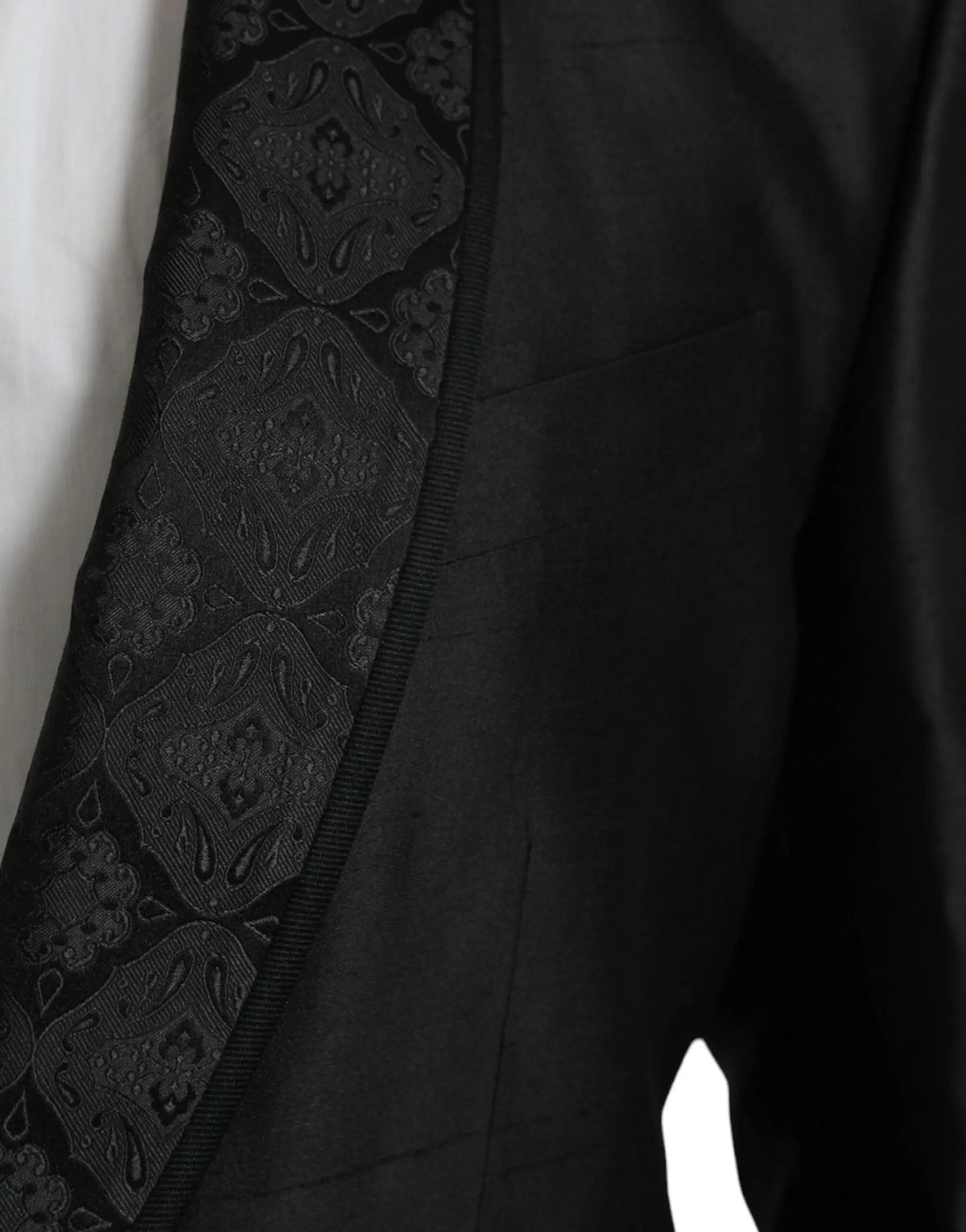 Dolce & gabbana black martini blazer en satin avec broderie cachemire complexe le long de la couture de la manche