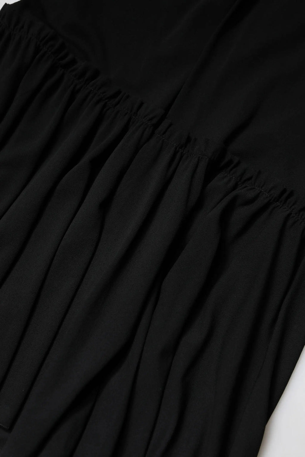 Jupe midi noire dolce gabbana taille haute coupe sirène tissu plissé avec taille froncée