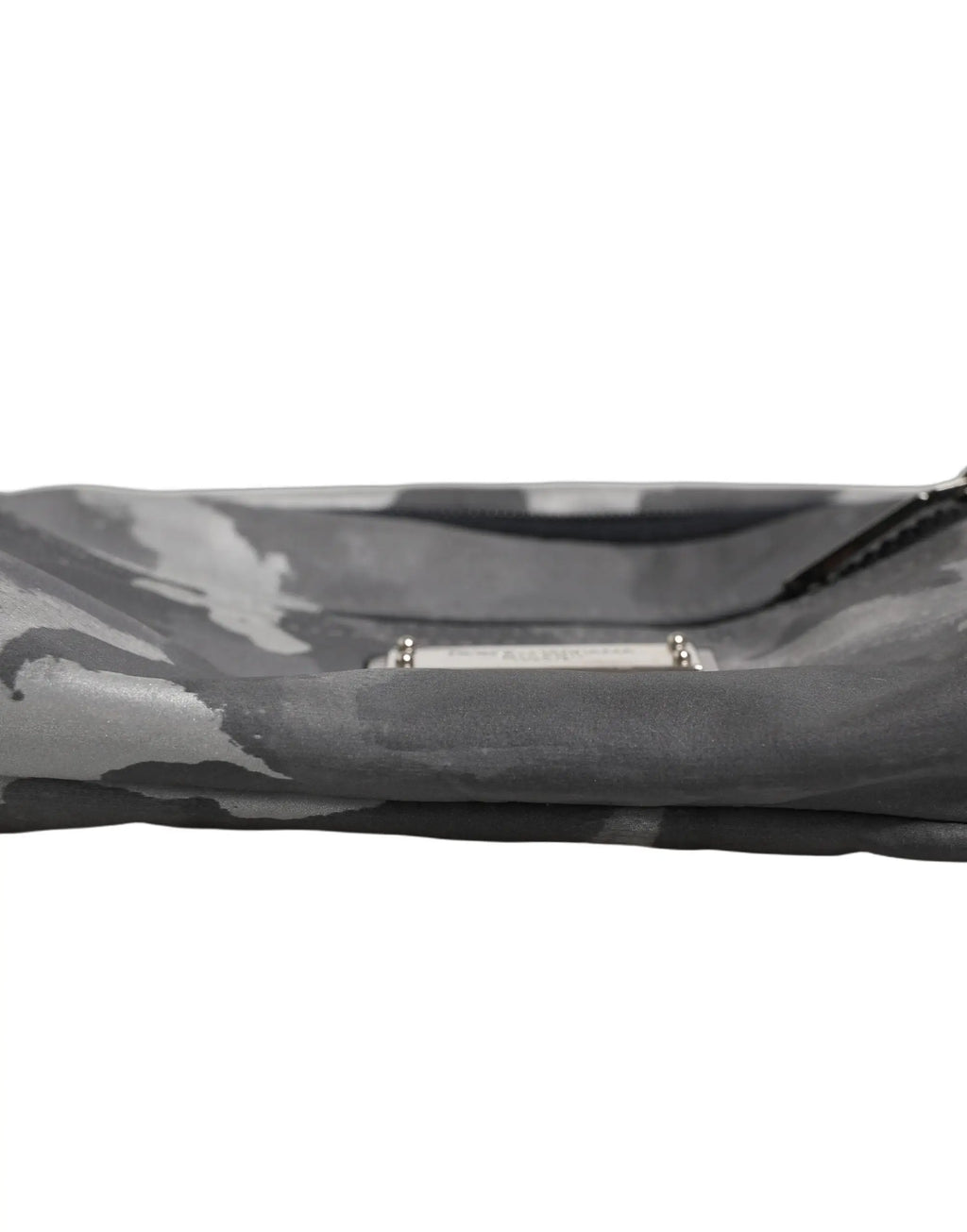 Dolce & gabbana sac banane camouflage noir en nylon avec plaque en laiton et détails métalliques élégants