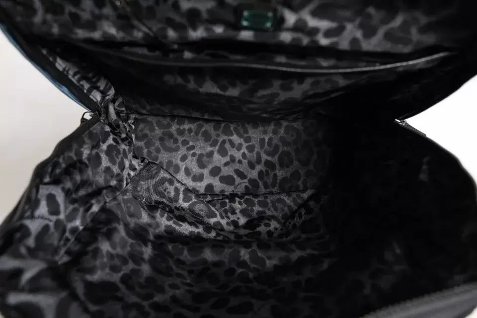 Intérieur noir et gris imprimé léopard avec tirette verte du sac à dos scolaire nylon dolce & gabbana dg logo