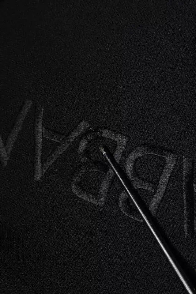 Pull over dolce gabbana noir en nylon avec logo bba brodé noir sur tissu foncé