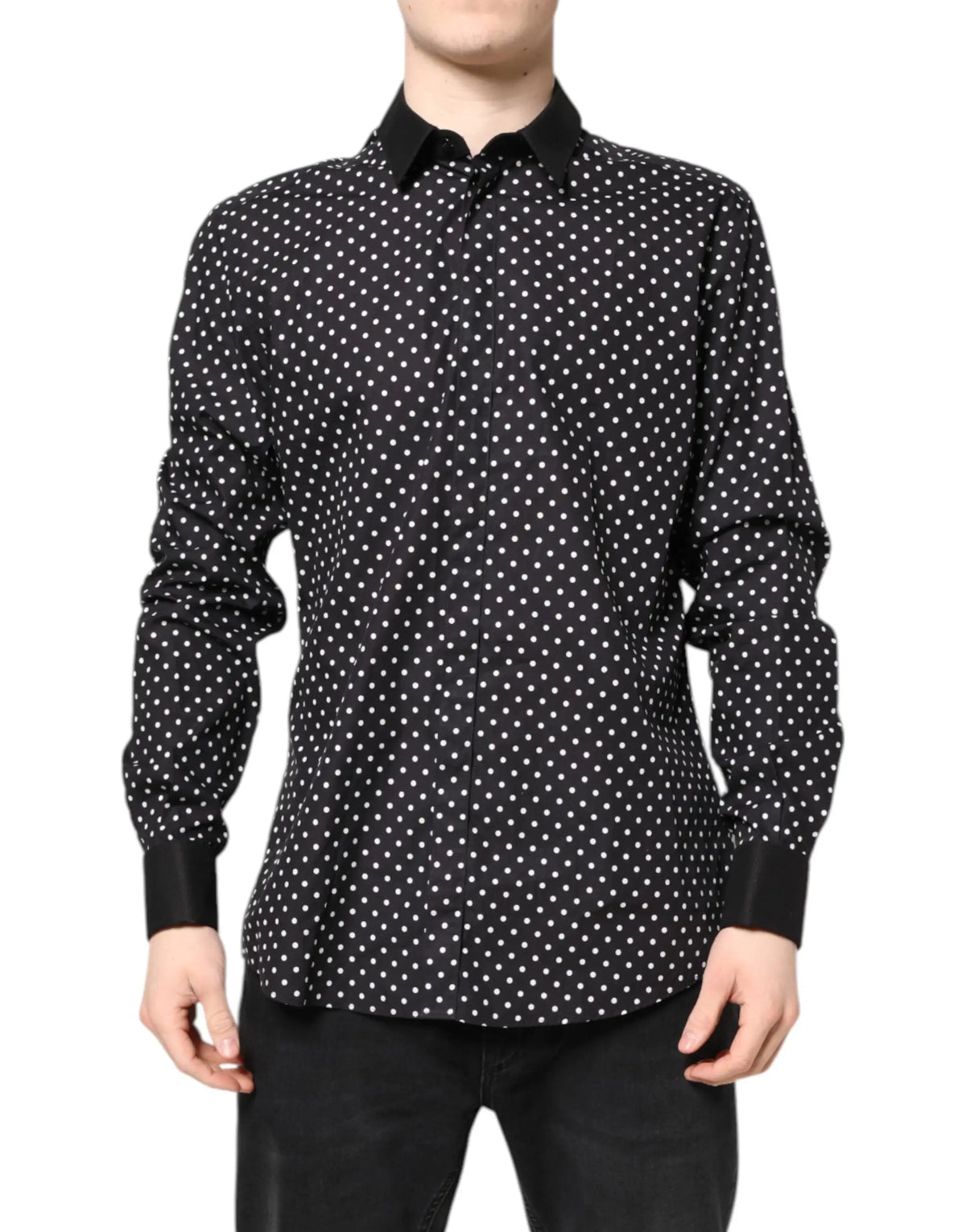 Chemise formelle en coton noire à pois blancs avec col noir contrastant dolce et gabbana