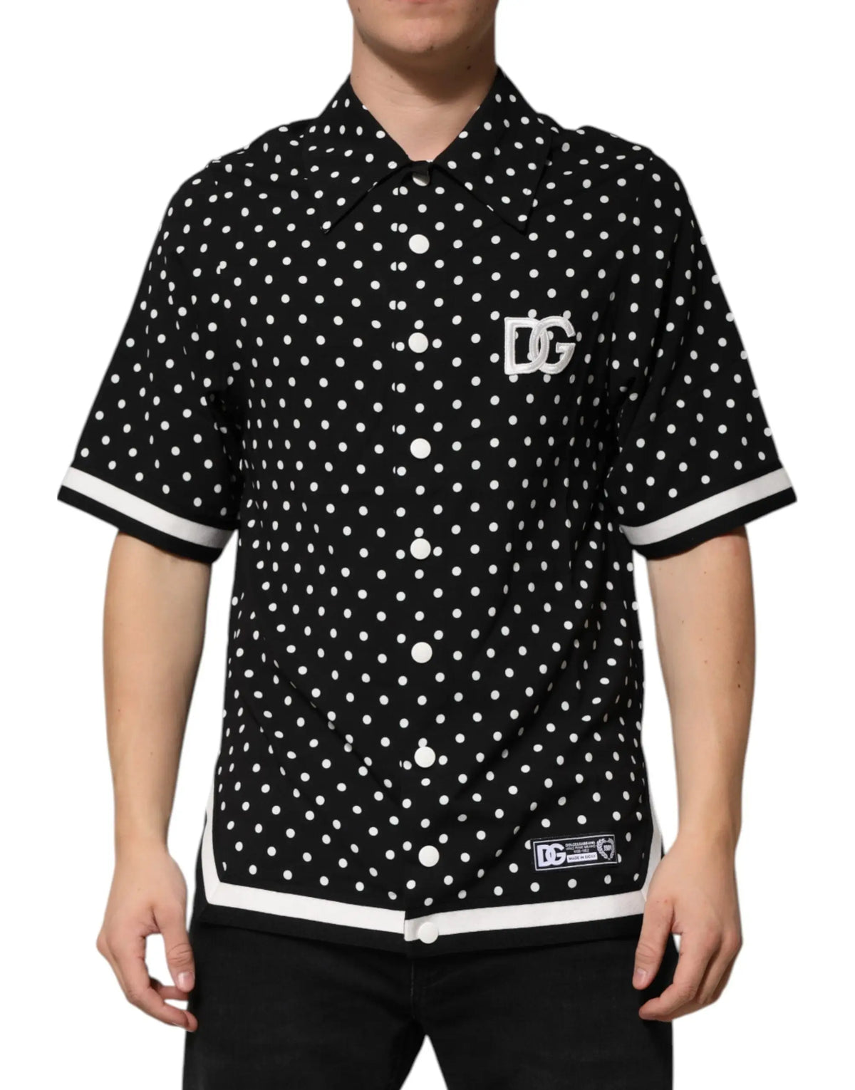 Dolce & gabbana polo t-shirt noir à manches courtes avec pois blancs et bordures blanches au col et aux manches