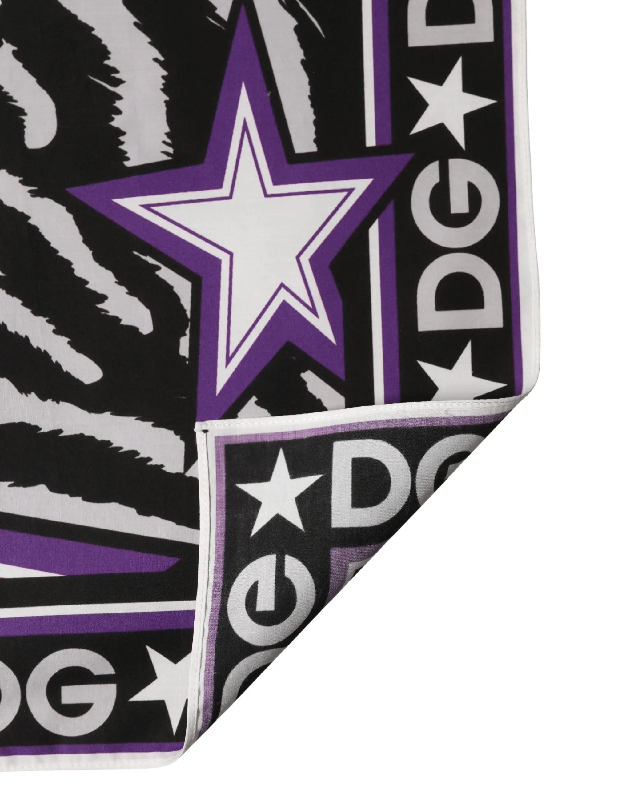 Foulard dolce & gabbana en coton noir et violet avec imprimé graphique et lettrage stylisé 51cm x 49,5cm