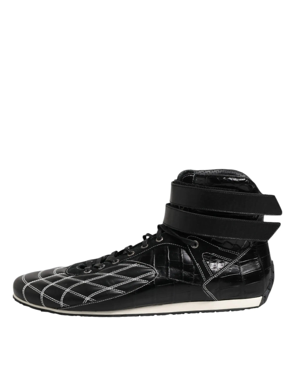 Dolce & Gabbana sneaker montante noire en cuir matelassé avec panneaux embossés crocodile et semelle blanche contrastée