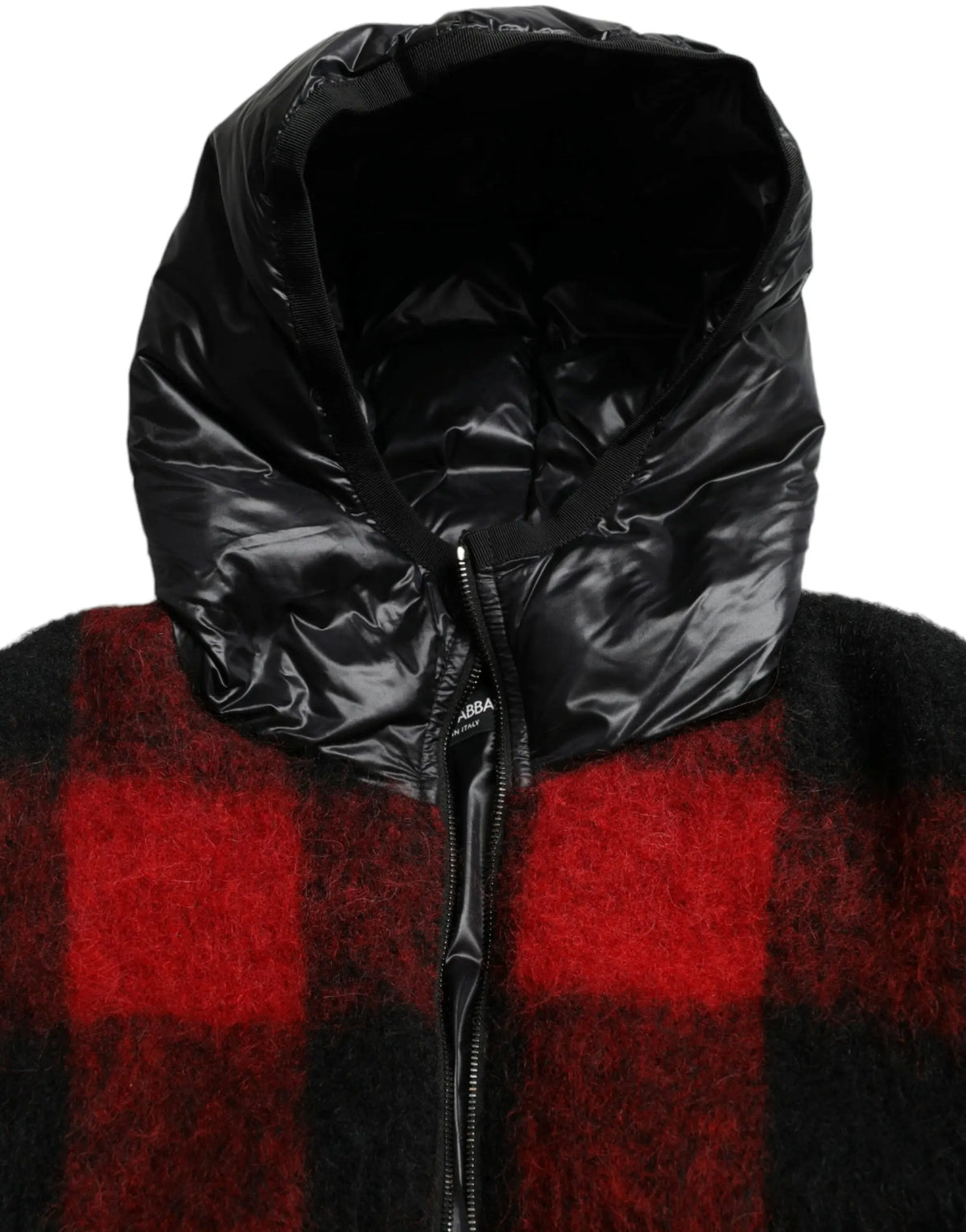 Dolce & gabbana veste poncho à capuche en doudoune à carreaux noirs et rouges avec une capuche brillante noire