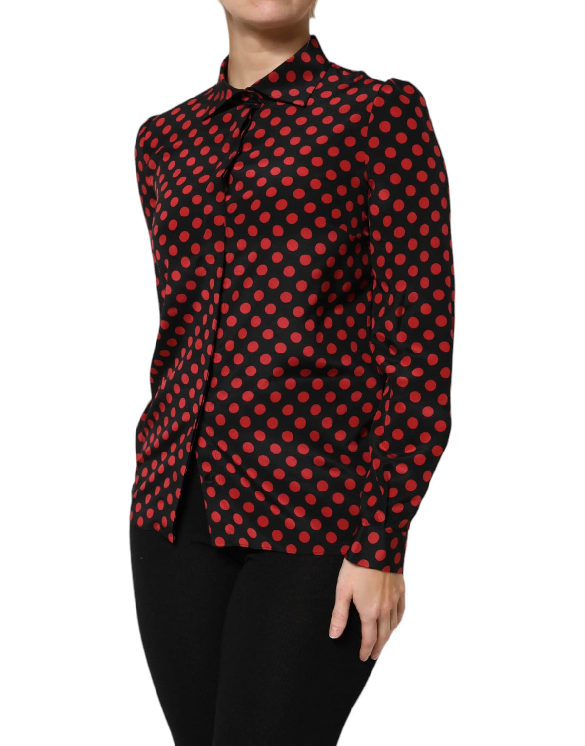 Blouse noire dolce & gabbana en soie à pois rouges avec manches longues et col noué