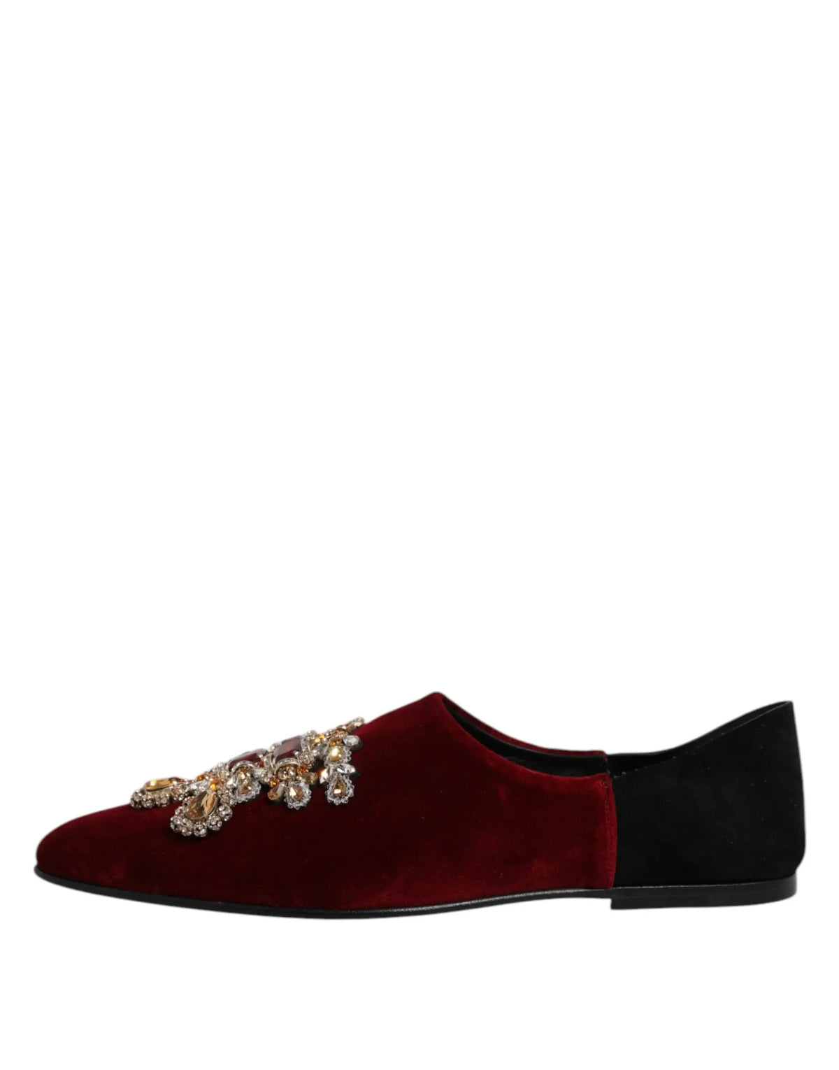 Dolce & gabbana mocassin slip-on en velours bordeaux avec talon et bout en suède noir orné de cristaux dorés