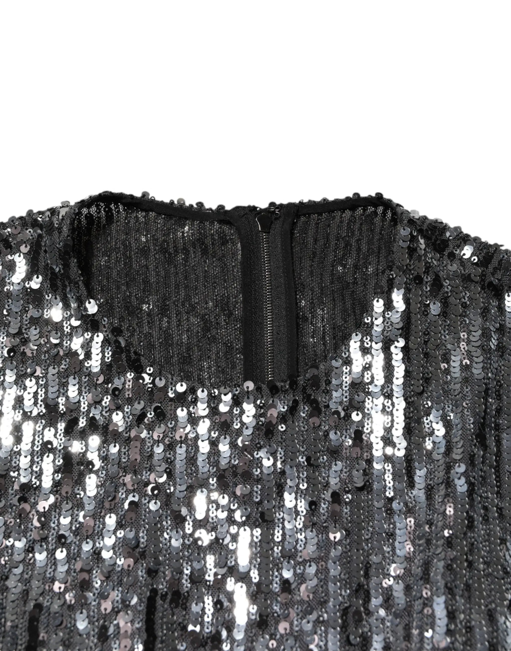 Dolce & Gabbana robe midi a ligne en sequins noirs et argent avec manches longues et fermeture eclair au col