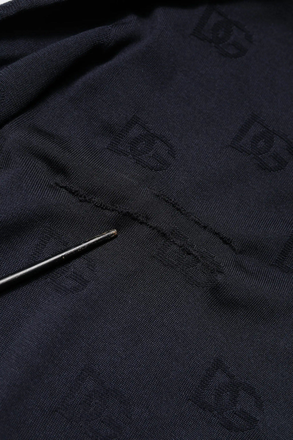 Dolce gabbana sweat noir en soie avec motif logo subtil en tissu dc shoes