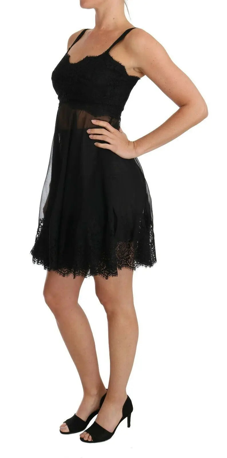 Robe noire en dentelle de soie dolce gabbana avec panneaux transparents et jupe évasée chemise lingerie