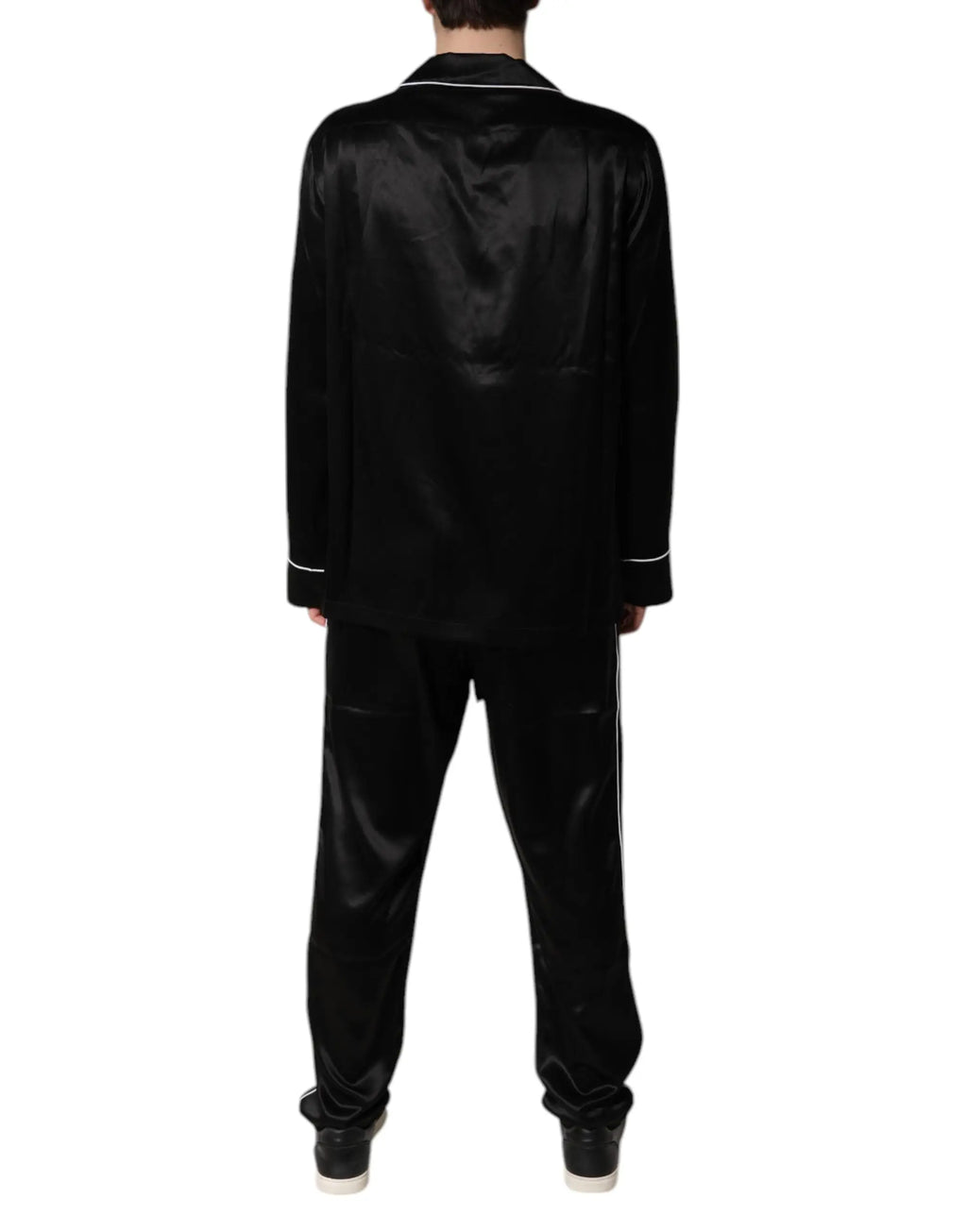 Ensemble de pyjama noir en satin dolce & gabbana avec piping blanc col et poignets en soie