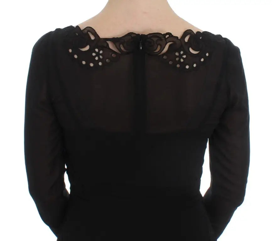 Blouse noire transparente en dentelle fine au col avec robe fourreau extensible en soie dolce gabbana
