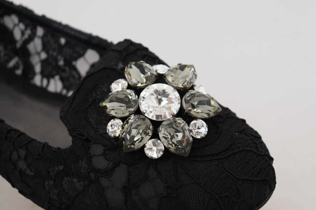 Dolce & gabbana chaussures plates taormina en dentelle noire ornées d’un groupe étincelant de cristaux clairs et gris