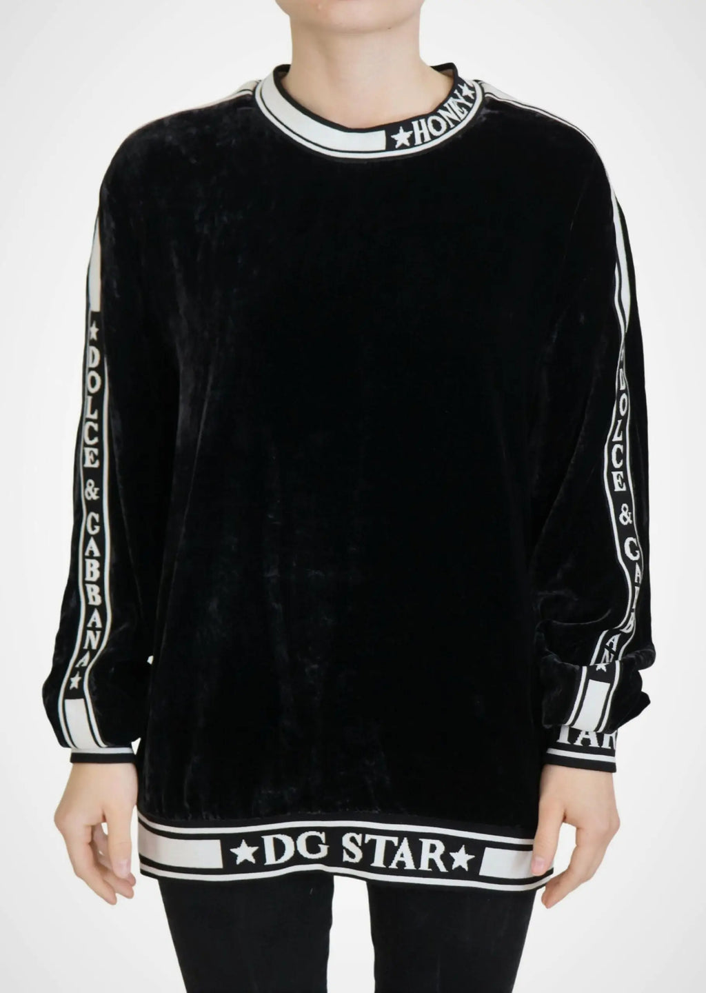 Dolce & gabbana sweat à col rond en velours noir avec étoile blanche et bordures texturées au col, poignets et ourlet