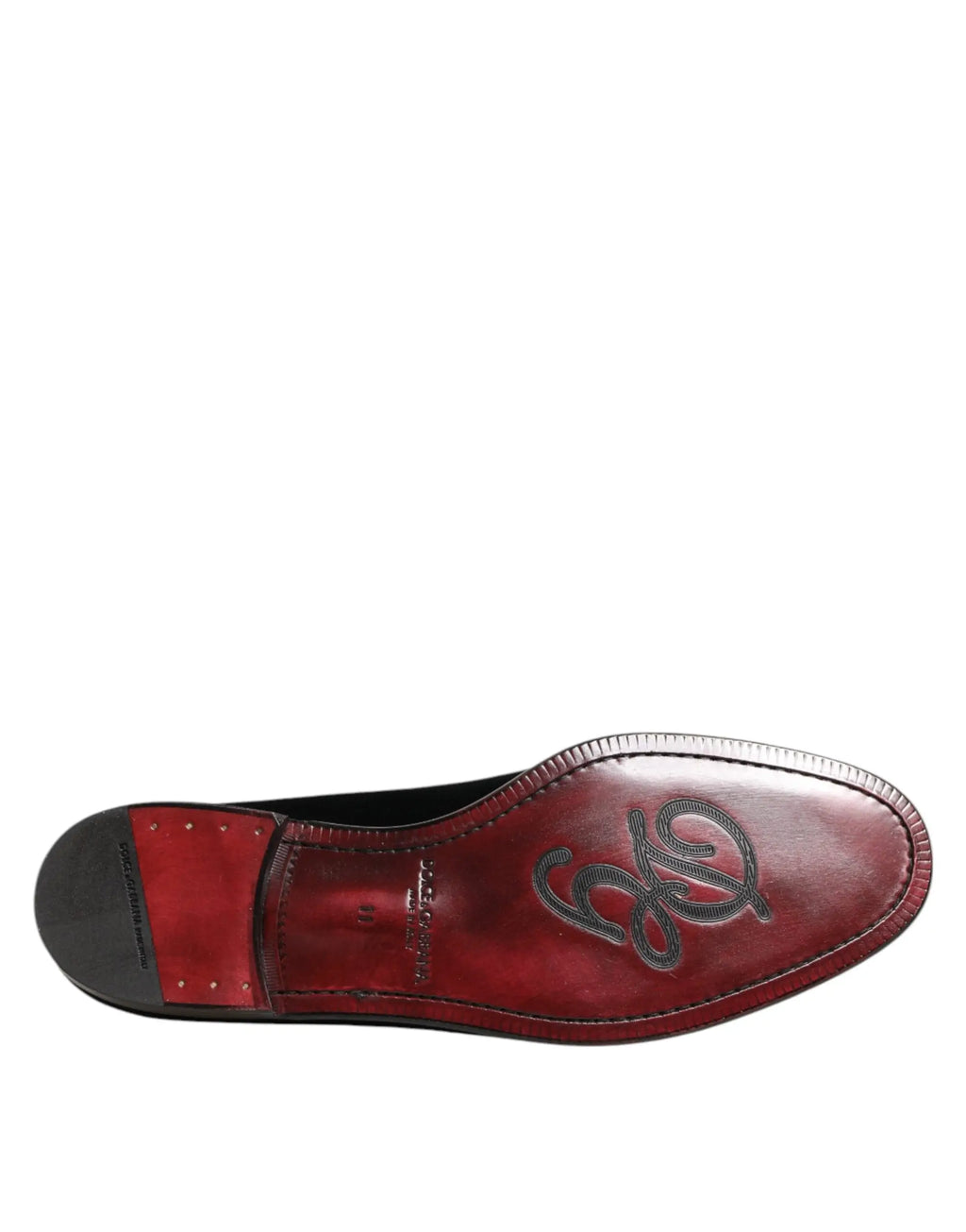 Semelle arrière en cuir bordeaux riche avec logo cousu et talon en caoutchouc noir des mocassins formels dolce & gabbana en velours noir pour homme