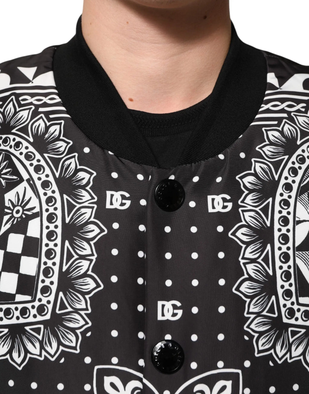 Dolce & gabbana bomber noir avec imprimé bandana blanc et logos dg en tissu léger pour un style urbain
