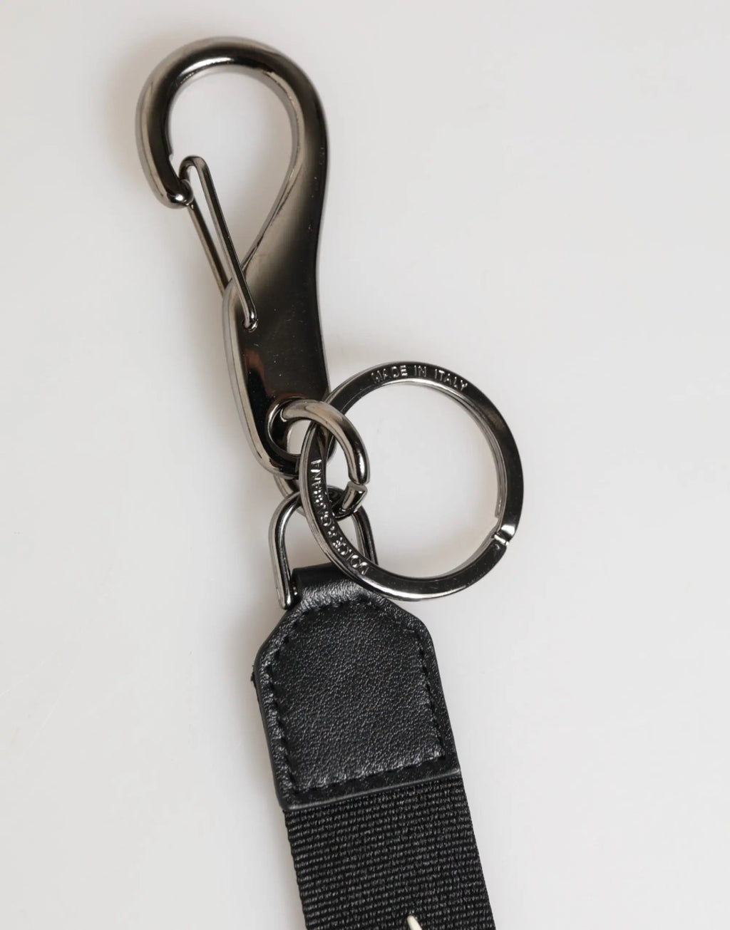 Porte-clés dolce & gabbana homme en polyester noir et blanc avec dragonne texturée, anneau et mousqueton métalliques
