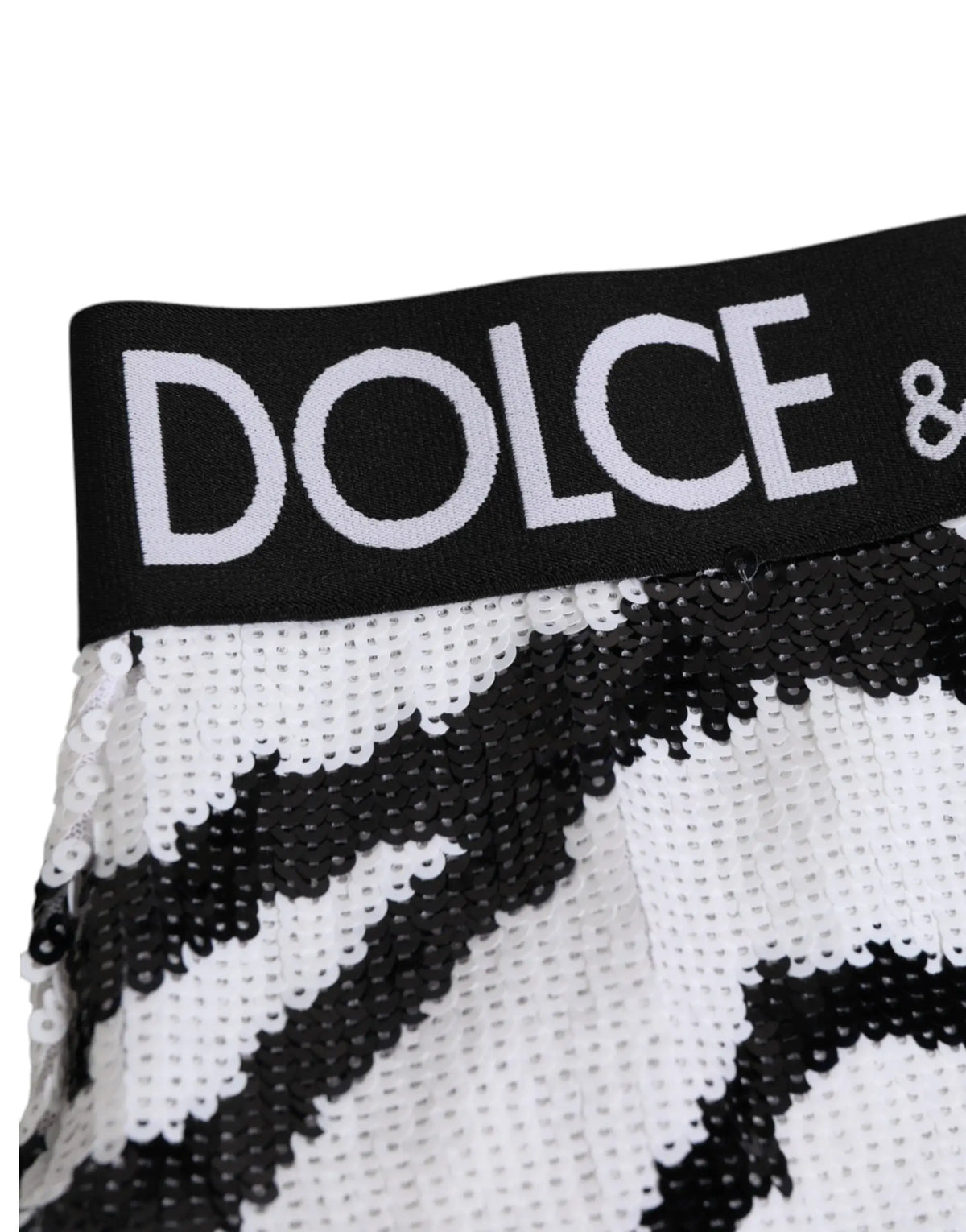 Shorty dolce et gabbana à taille haute noir et blanc en sequins avec ceinture élastique noire logo dolce et gabbana blanc