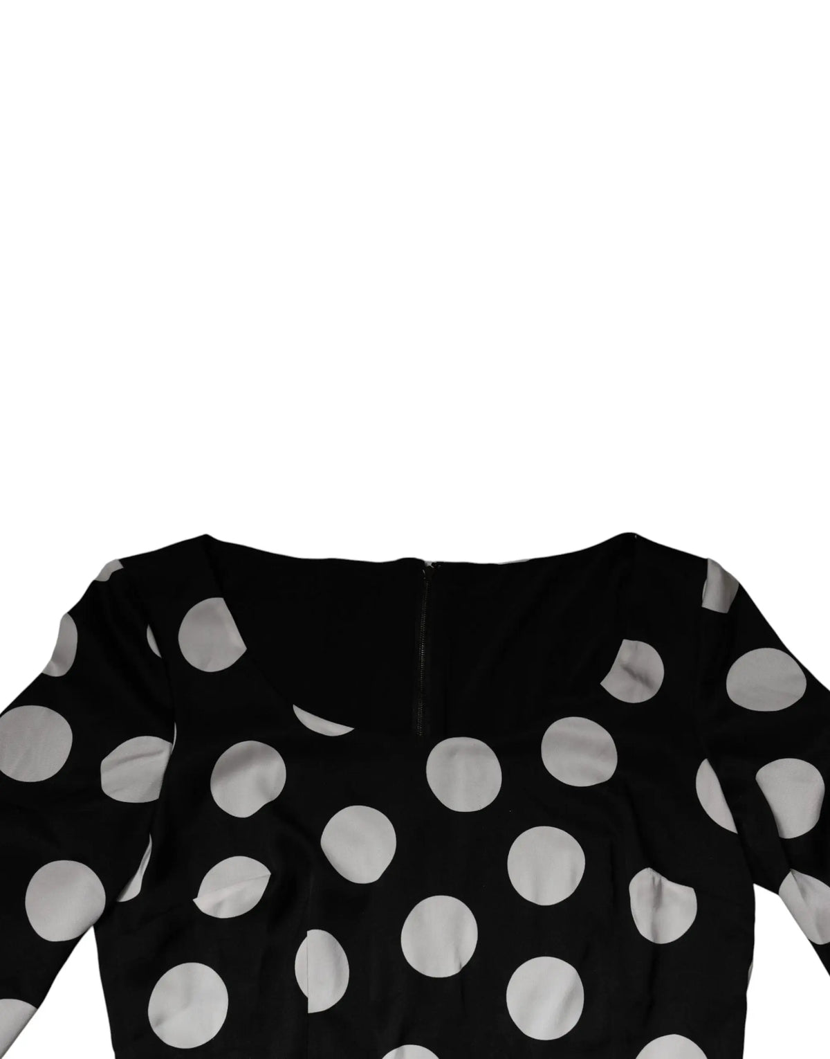 Robe mi-longue Dolce & Gabbana en soie noire à pois blancs avec manches longues et coupe fourreau