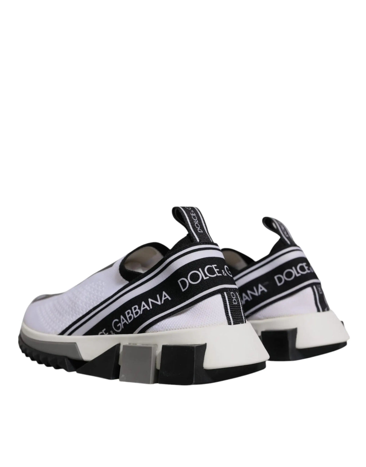 Baskets slip-on dolce & gabbana blanc avec accents noirs et gris, empeigne en maille élégante et bandes de marque audacieuses