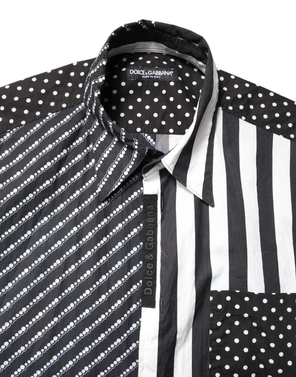 Chemise décontractée dolce & gabbana noire et blanche avec motif patchwork audacieux rayures diagonales, verticales et pois