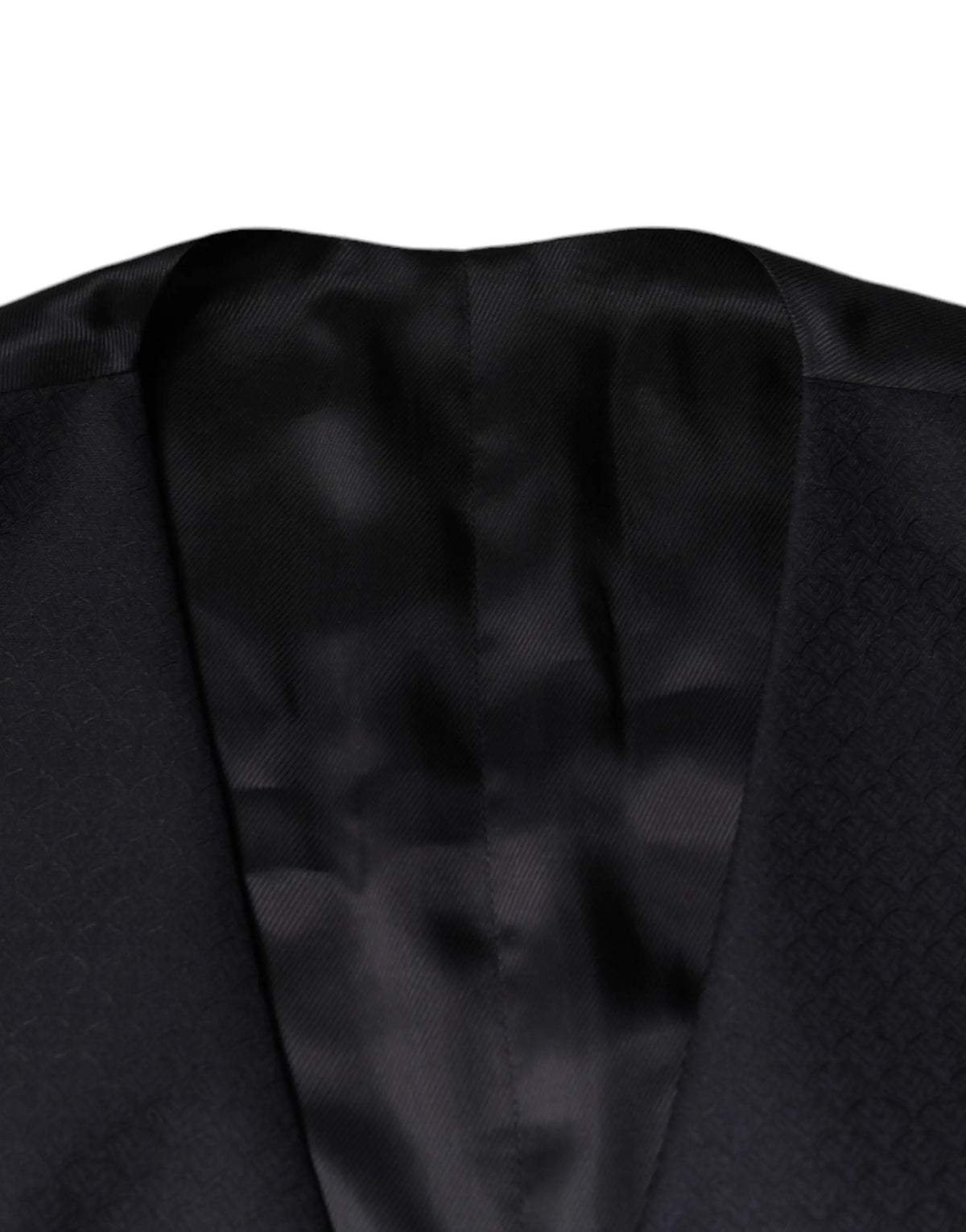Col montant noir en satin doublé d’un gilet-robe en laine noire dolce & gabbana formel